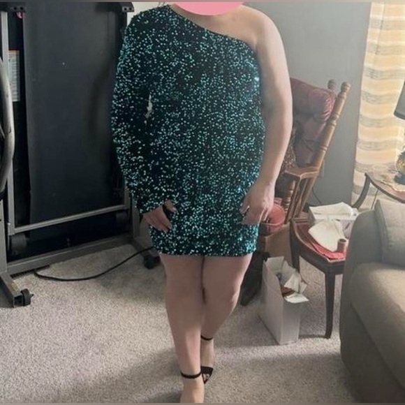 Portia&Scarlett Turquoise Sequin One Shoulder Dress - Picture 2 of 3